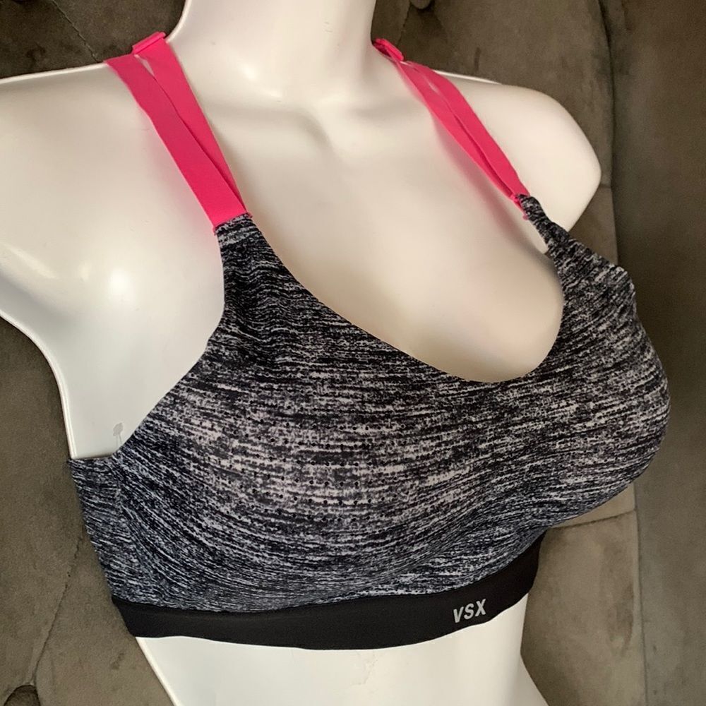 Victoria’s Secret X Sport Lightly Lined No Wire Sports Bra 34B